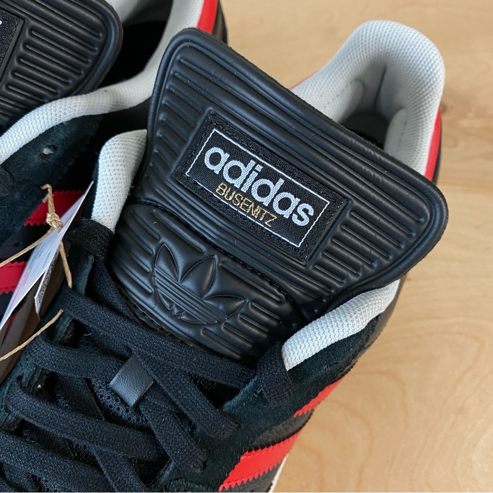 Adidas Busenits Black Pebbled Leather Red Skateboarding Shoe - Size 10.5 - Picture 6 of 12